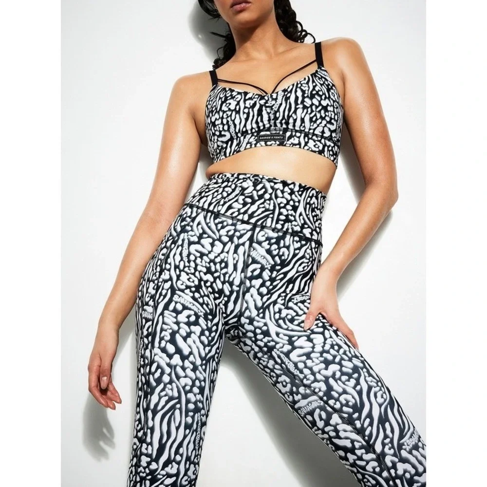 Savage X Fenty Black White Animal Print Sports Bra Strappy‎ Back Workout Gym